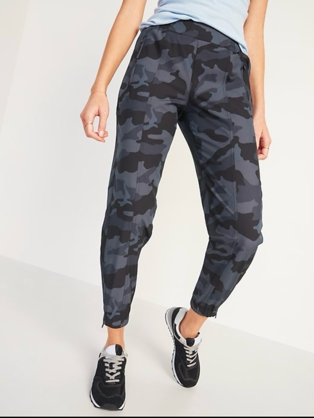 NWT Old Navy StretchTech Camo Joggers XL Tall Gray Black Active Pants